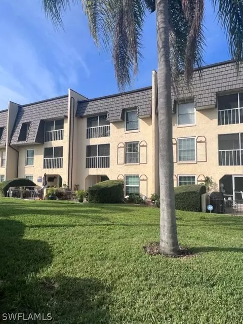 Seminole, FL 33777,8699 Bardmoor BLVD #202
