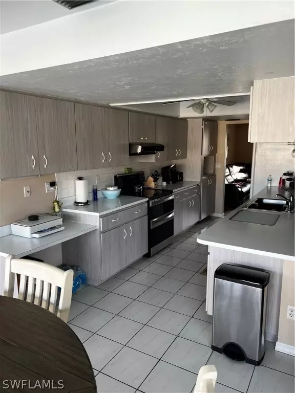 Cape Coral, FL 33990,1911 SE 5th TER