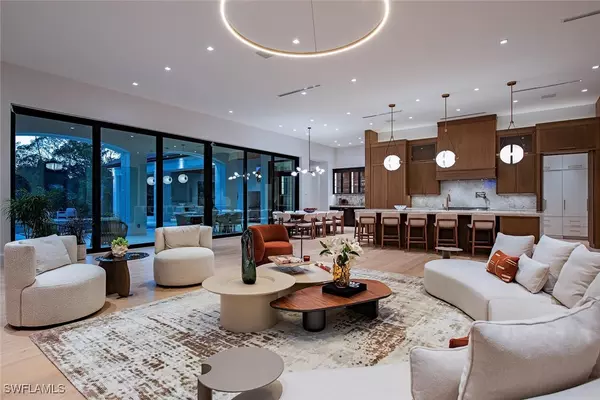 Naples, FL 34108,117 West ST