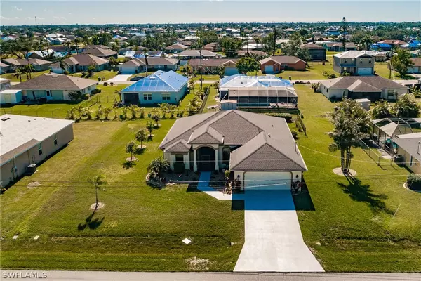 316 SE 3rd ST, Cape Coral, FL 33990