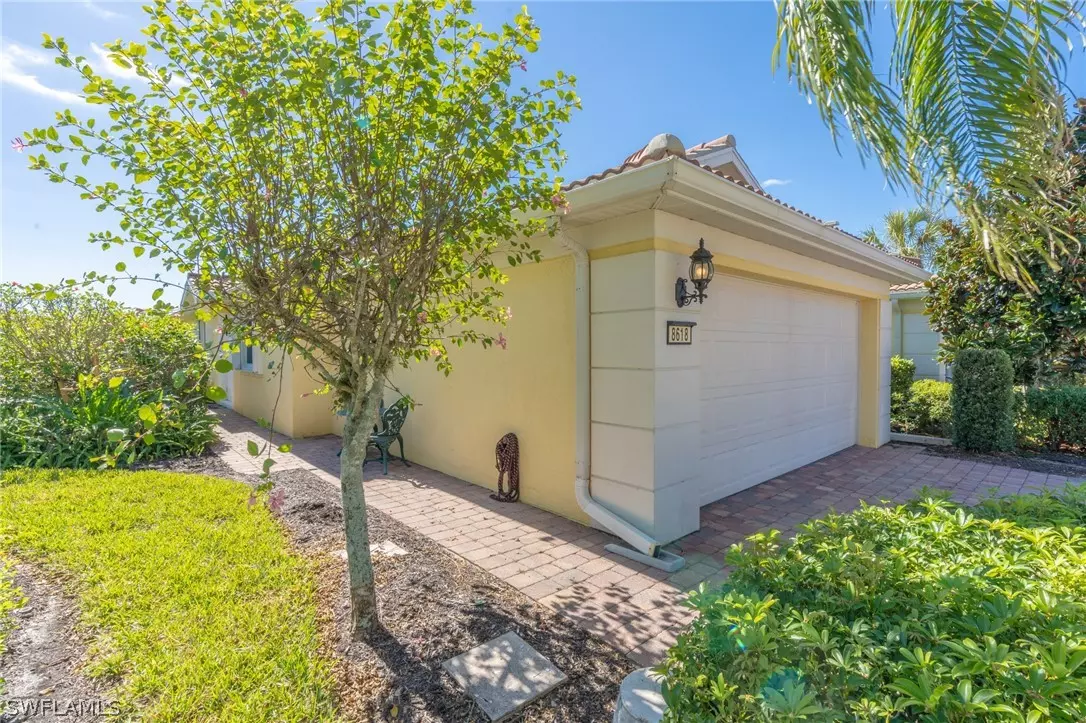 Naples, FL 34114,8618 Erice CT