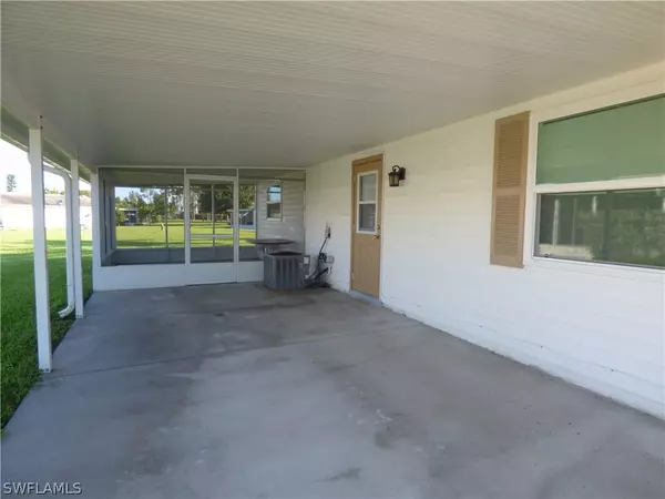 Lehigh Acres, FL 33936,43 Desert Candle CIR