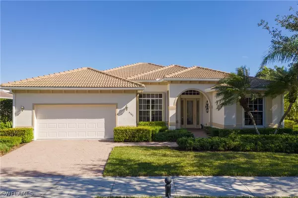 8792 Mustang Island CIR, Naples, FL 34113