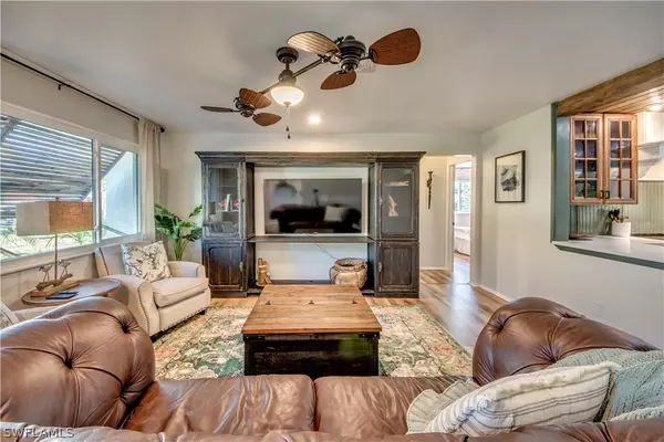 Cape Coral, FL 33990,2308 SE 16th ST