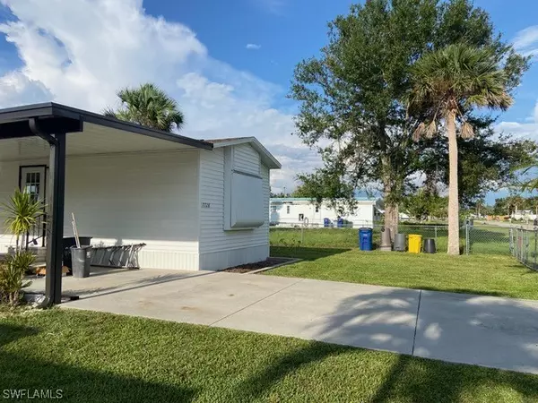 Bokeelia, FL 33922,7728 Raymary ST