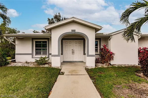 North Fort Myers, FL 33067,7096 Coon RD