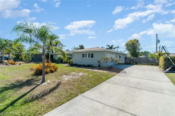 Fort Myers, FL 33907,2366 Woodland TER