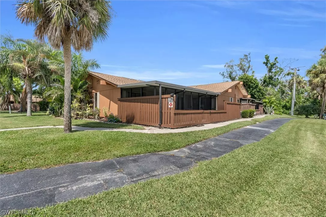Fort Myers, FL 33908,17295 Timber Oak LN