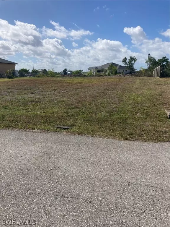 Cape Coral, FL 33909,1902 NE 27th TER