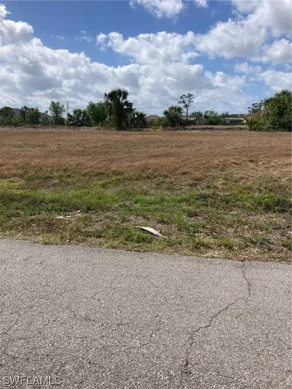 Cape Coral, FL 33909,1902 NE 27th TER
