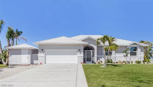 2723 Sanibel BLVD, St James City, FL 33956