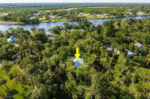 415 Caloosa DR, Labelle, FL 33935