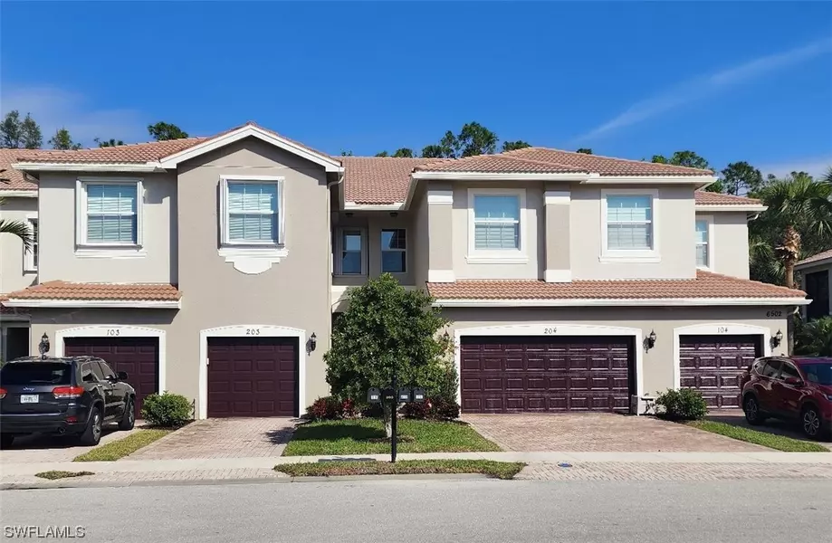 6502 Monterey PT #204, Naples, FL 34105