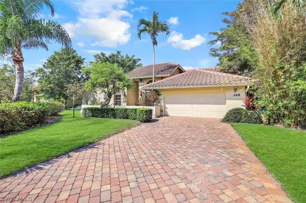 349 Henley DR, Naples, FL 34104