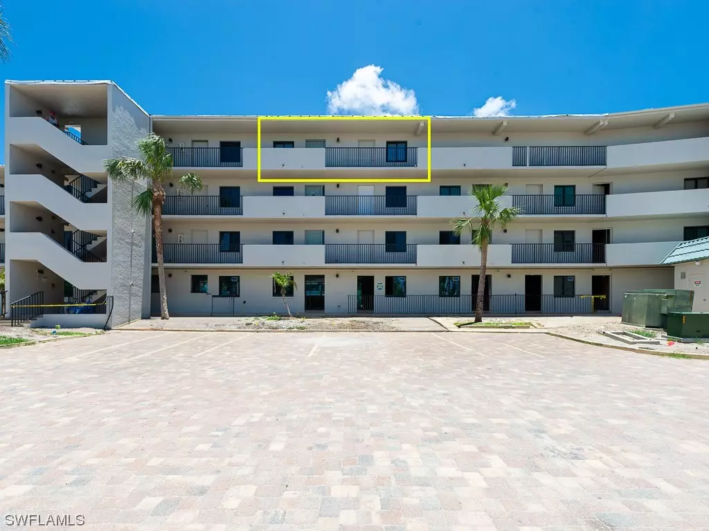 Sanibel, FL 33957,979 E Gulf DR #174