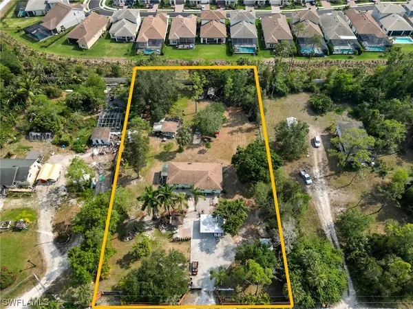 1780 Acremaker RD, Naples, FL 34120