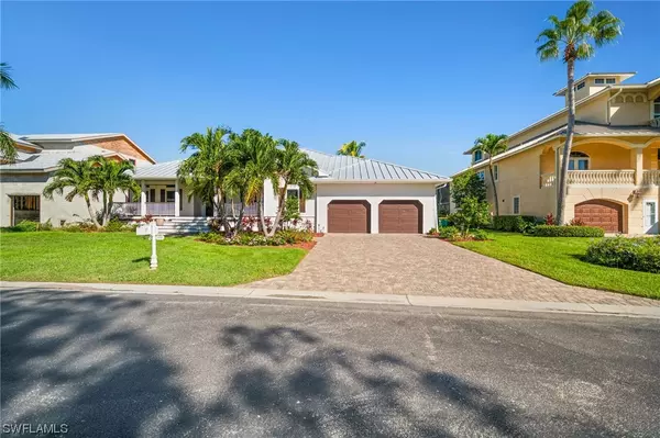 227 Dolphin Cove CT, Bonita Springs, FL 34134