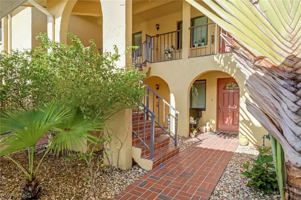 9820 Citadel LN #202,  Bonita Springs,  FL 34135