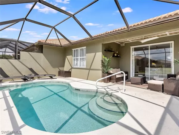 20061 SERRE DR, Estero, FL 33928-6332