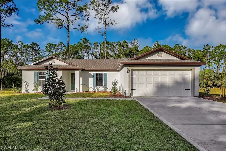 882 Winwood CIR, Fort Myers, FL 33913