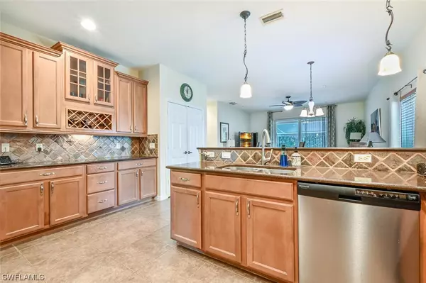 Naples, FL 34120,2749 Inlet Cove LN W