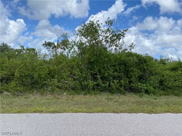 Port Charlotte, FL 33981,7442 Sioux ST