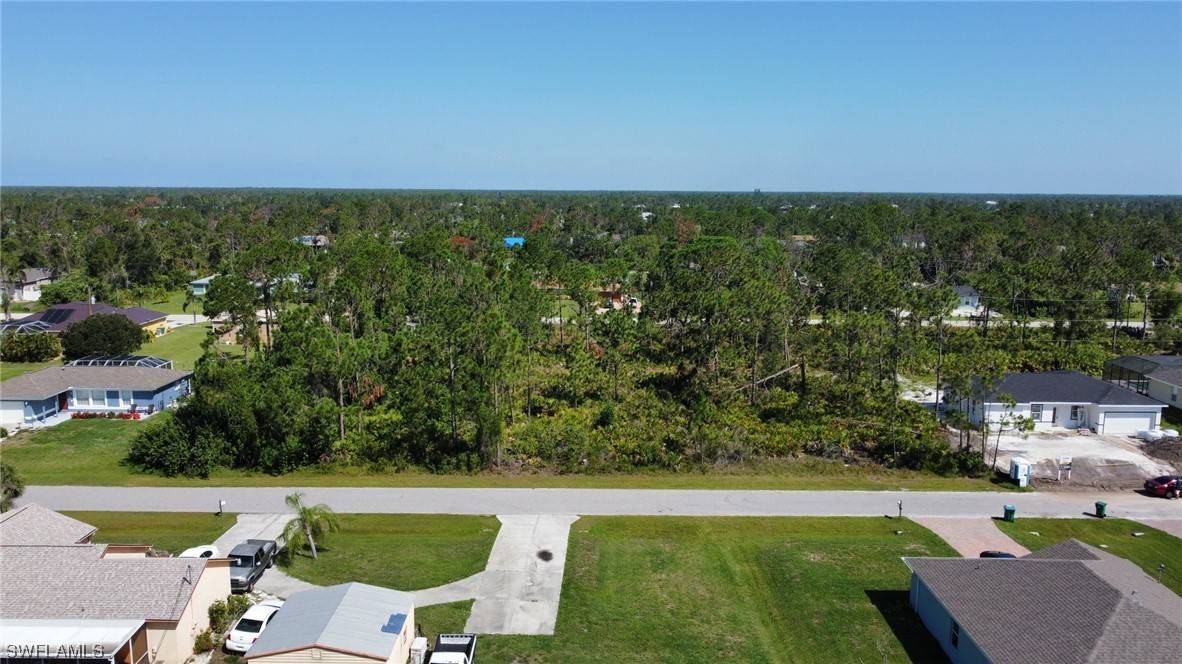 Port Charlotte, FL 33981,5267-5275 Wentworth RD