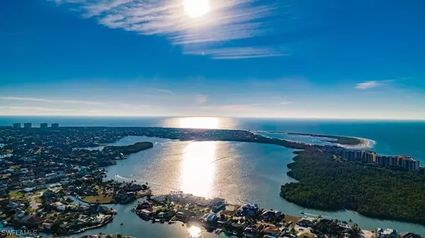 Marco Island, FL 34145,1085 Bald Eagle DR #A207