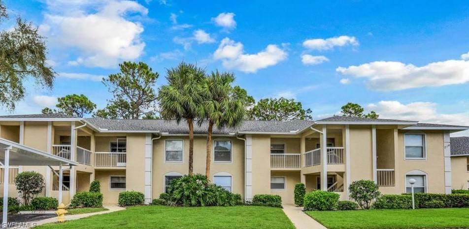 716 Landover CIR #102, Naples, FL 34104