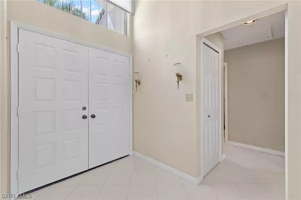 Naples, FL 34110,13243 Wedgefield DR #22