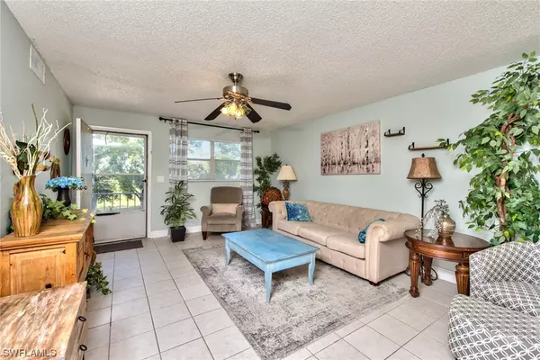 Fort Myers, FL 33907,1560 Colonial BLVD #232