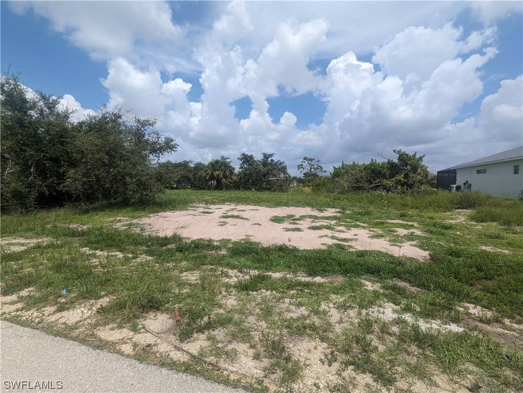 1315 SW 17th PL, Cape Coral, FL 33991