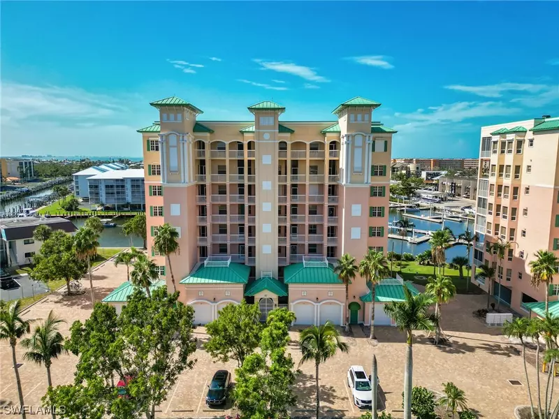 170 Lenell RD #402, Fort Myers Beach, FL 33931