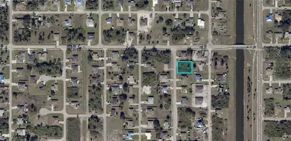 Lehigh Acres, FL 33971,916 Sara AVE N