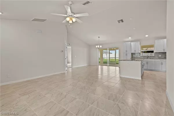 Cape Coral, FL 33993,710 NW 3rd TER