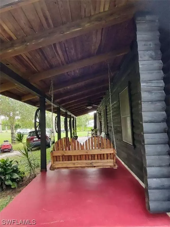 Okeechobee, FL 34974,15581 E State Road 78