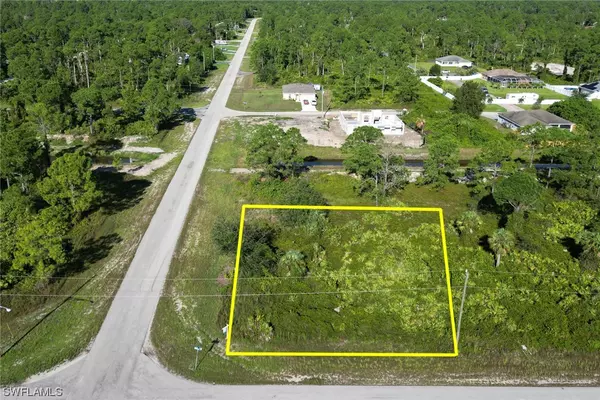 Lehigh Acres, FL 33974,352 Genoa AVE S