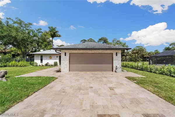 Naples, FL 34119,1890 Oakes BLVD