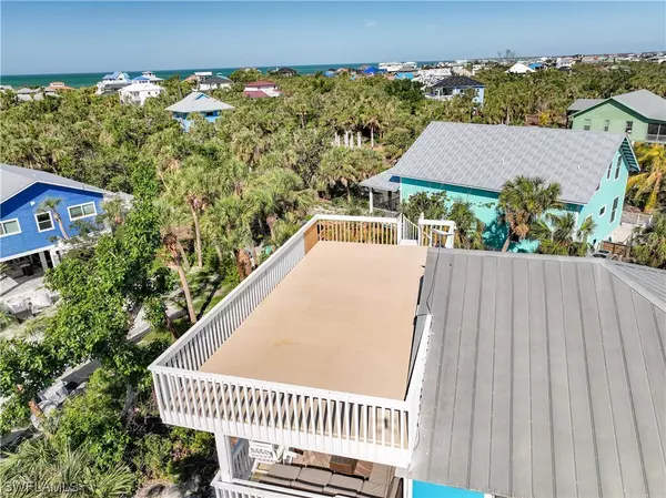 Upper Captiva, FL 33924,4510 Schooner DR