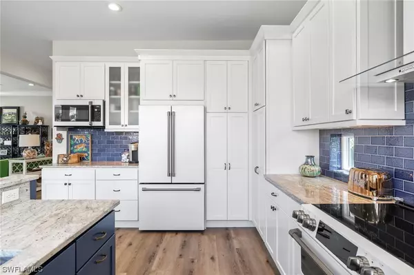 Captiva, FL 33924,11517 Wightman LN