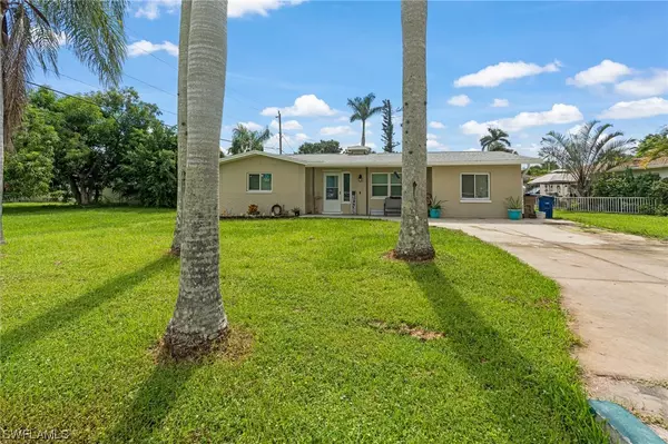 4500 Illinois DR, Fort Myers, FL 33905
