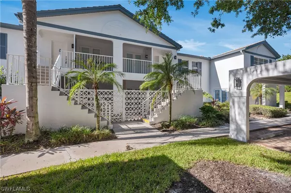 Naples, FL 34108,818 Tanbark DR #103