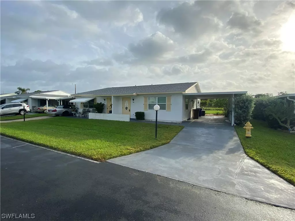 Lehigh Acres, FL 33936,34 Heath Aster LN