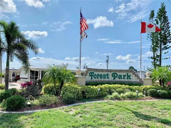 North Fort Myers, FL 33917,763 Knotty Pine CIR