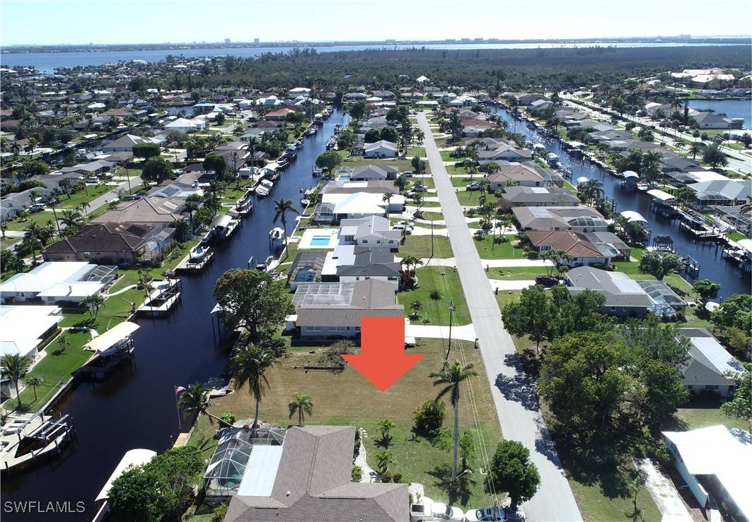 Cape Coral, FL 33914,5235 SW 3rd AVE