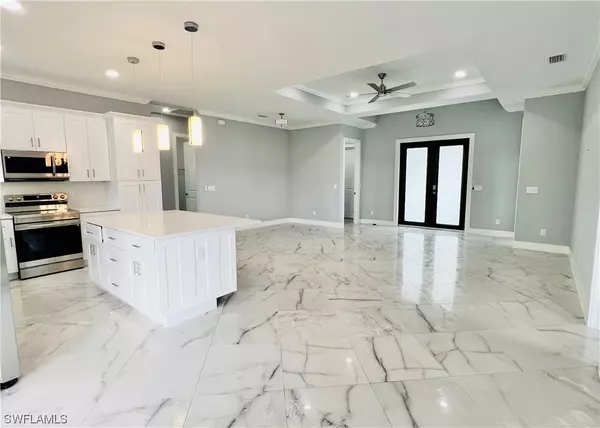 Lehigh Acres, FL 33974,717 Long Distance LN