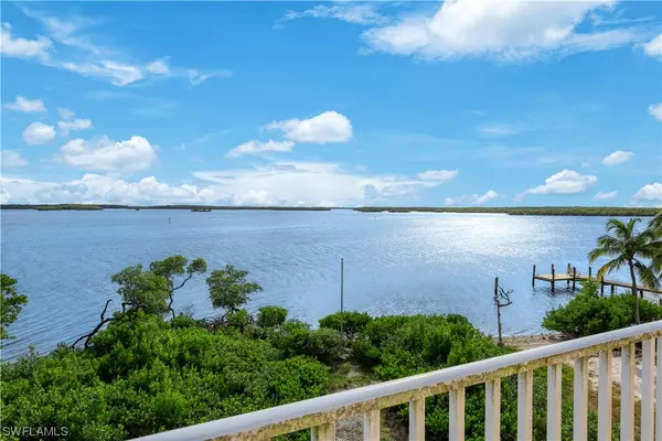 1251 Mangrove LN, Chokoloskee, FL 34138