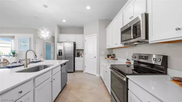 Alva, FL 33920,3266 Weston Manor DR