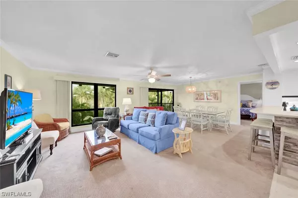 Sanibel, FL 33957,5117 Sea Bell RD #C201