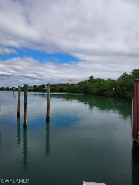 Marco Island, FL 34145,917 Whiskey Creek DR